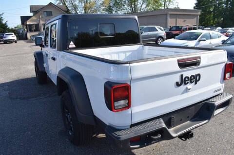 2021 Jeep Gladiator Sport