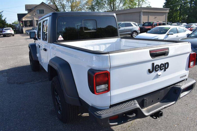 2021 Jeep Gladiator Sport