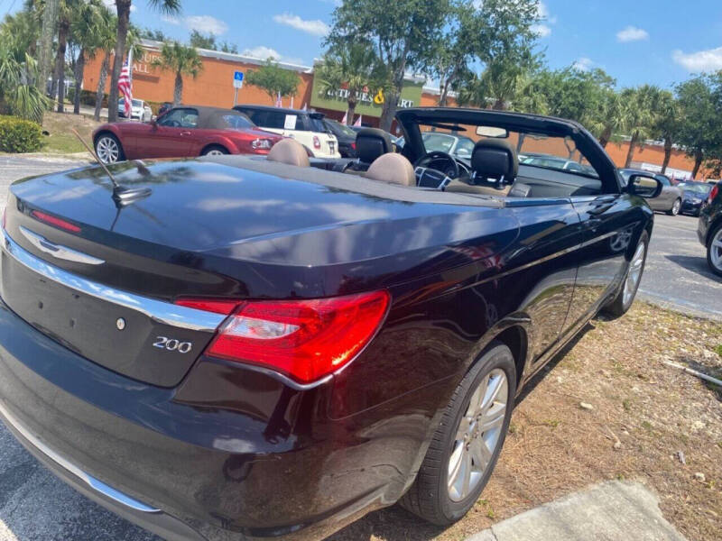 2011 Chrysler 200 Touring