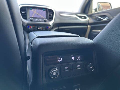 2019 GMC Acadia SLT-1