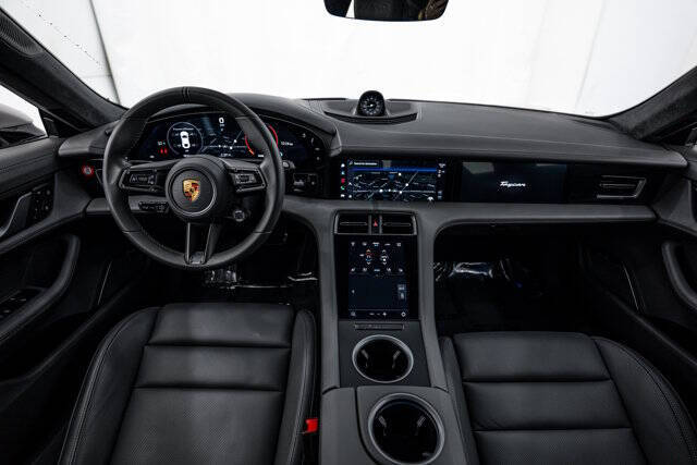 2022 Porsche Taycan Turbo S