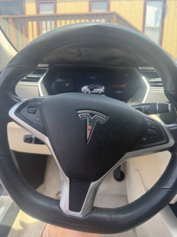 2017 Tesla Model S 75D