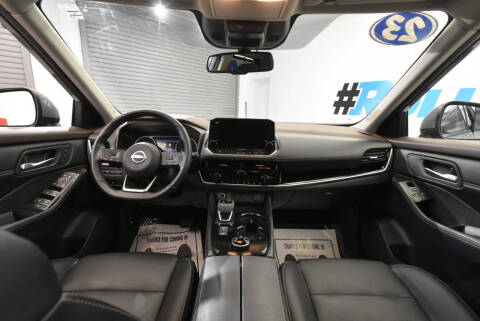 2023 Nissan Rogue SL