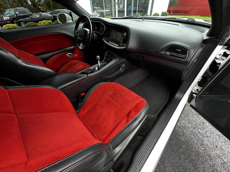 2015 Dodge Challenger R/T Scat Pack