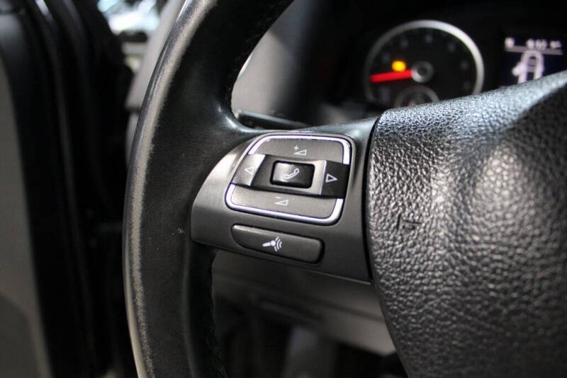 2017 Volkswagen Tiguan 2.0T Wolfsburg Edition