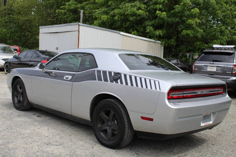 2010 Dodge Challenger SE