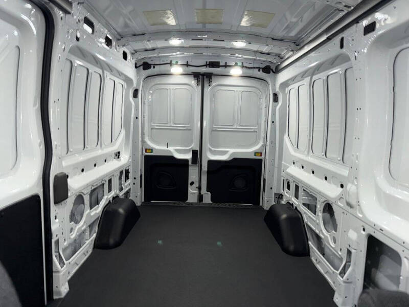 2026 Ford Transit 250