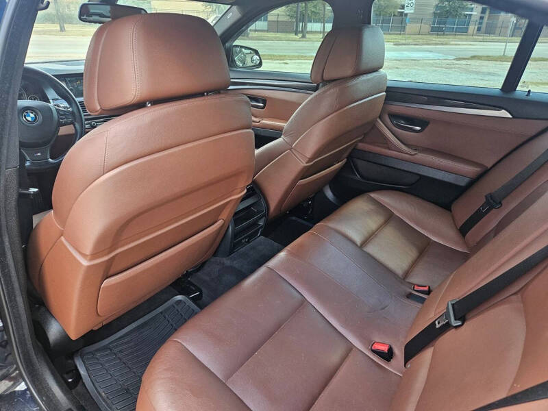 2012 BMW 5 Series 550i