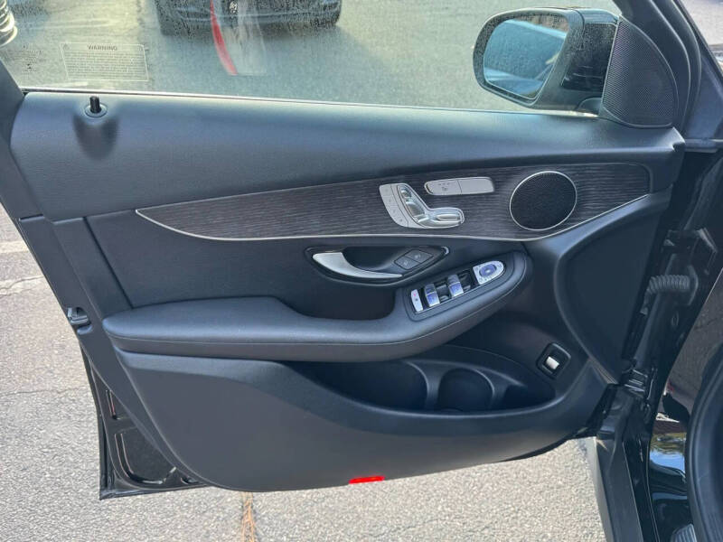 2022 Mercedes-Benz GLC GLC 300 4MATIC