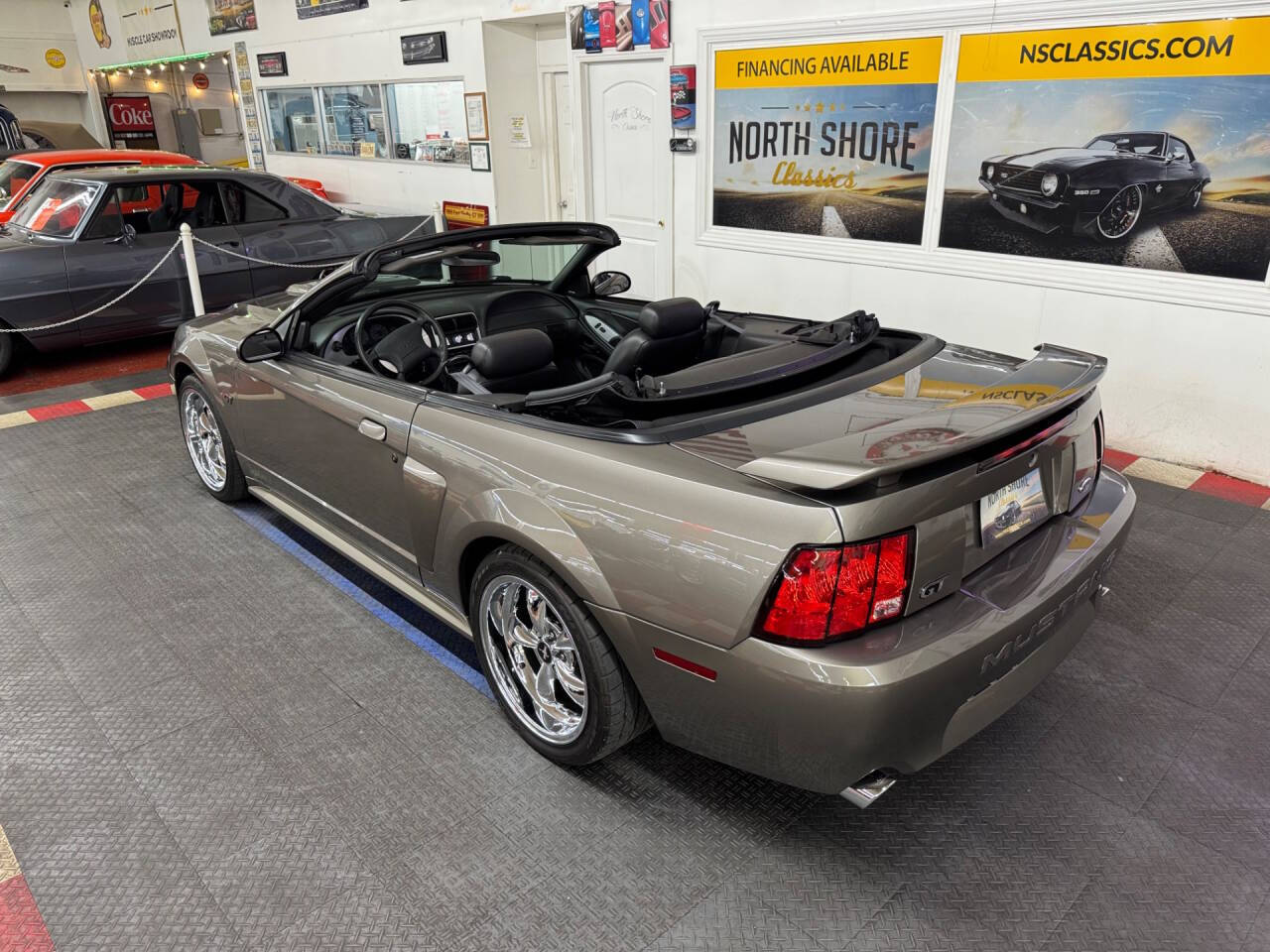 2002 Ford Mustang 6
