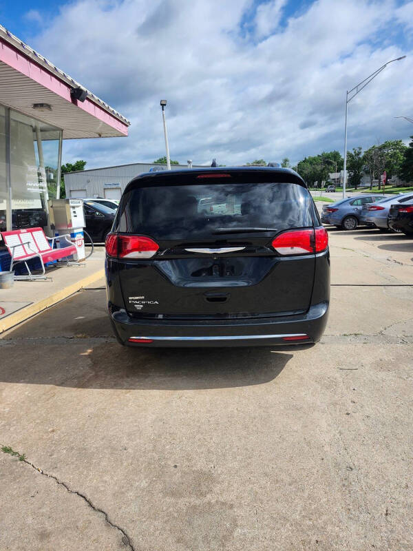 2018 Chrysler Pacifica Touring L Plus