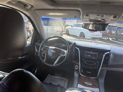 2016 Cadillac Escalade ESV Luxury Collection