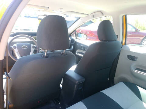 2014 Toyota Prius c Two