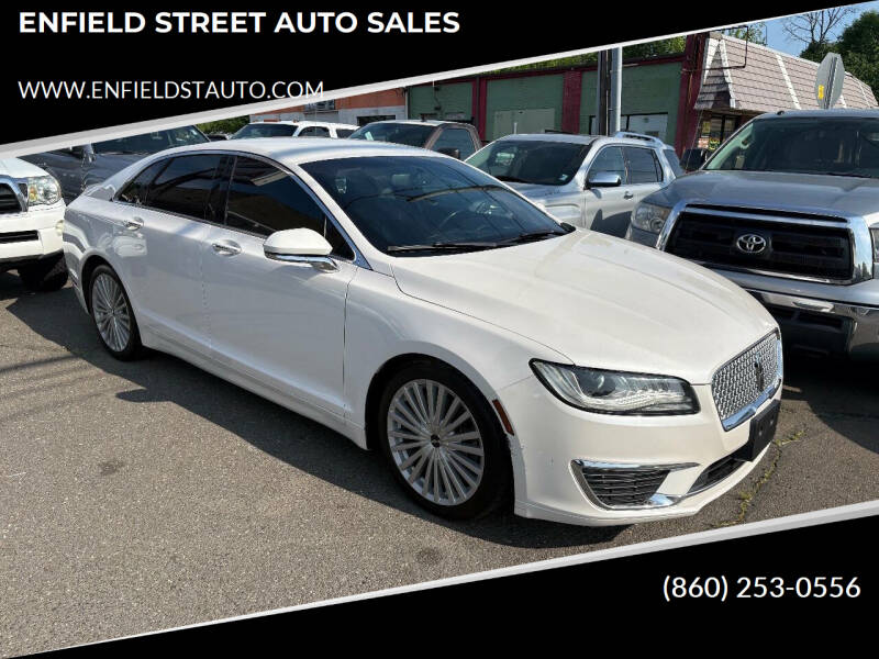 2017 Lincoln MKZ Reserve's photo