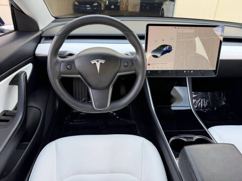 2019 Tesla Model 3 Standard Range Plus
