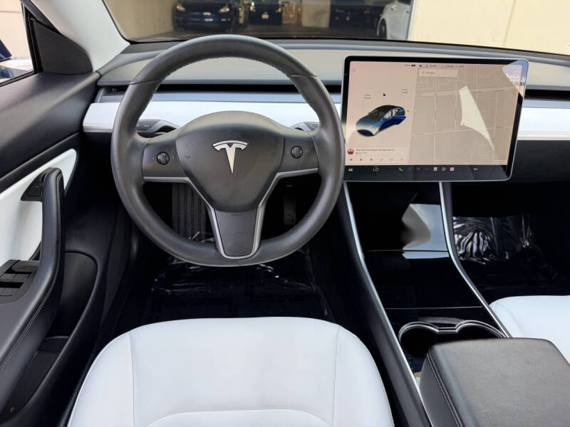 2019 Tesla Model 3 Standard Range Plus