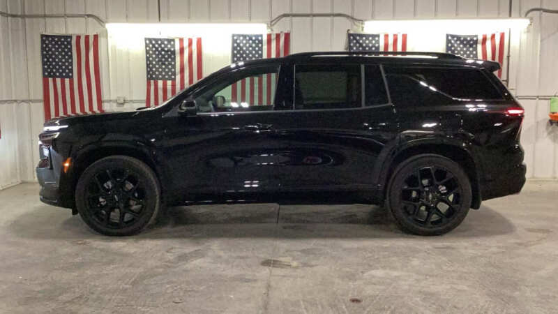 2025 Chevrolet Traverse RS