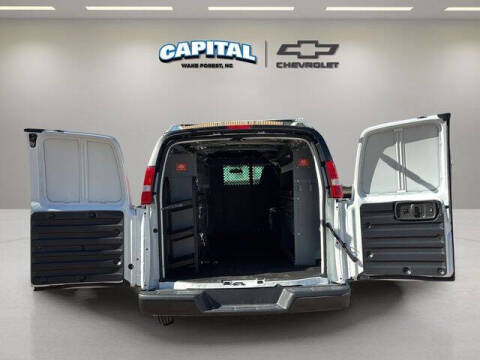 2025 Chevrolet Express 2500