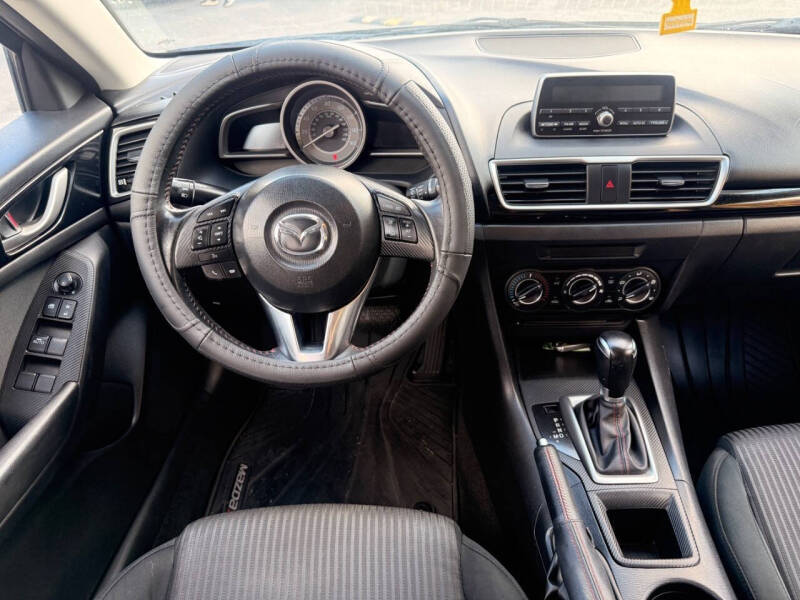 2014 Mazda MAZDA3 i Touring