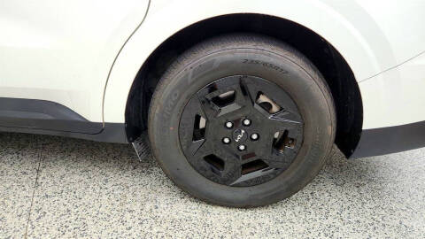 2025 Kia Carnival LXS