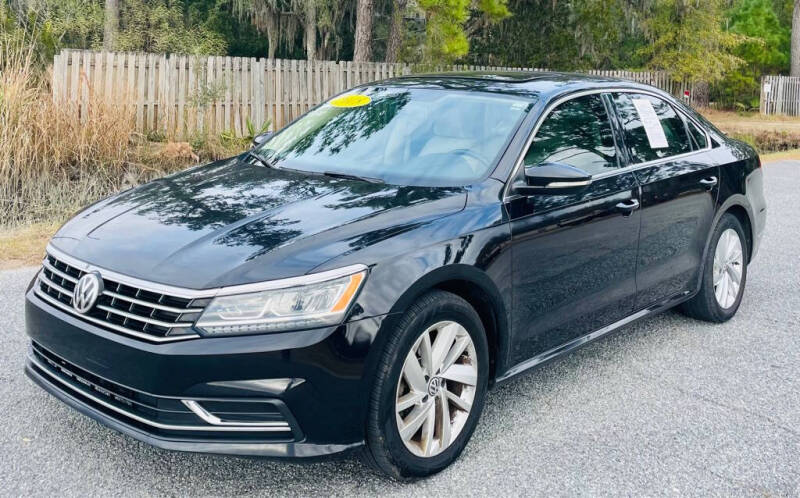 2018 Volkswagen Passat SE's photo