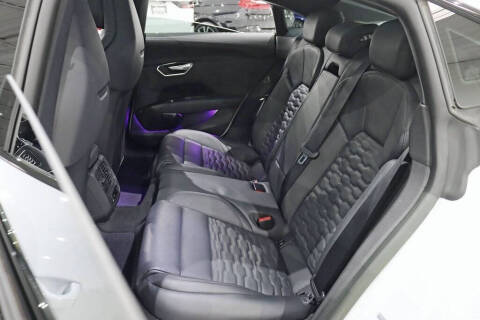 2023 Audi e-tron GT quattro Premium Plus