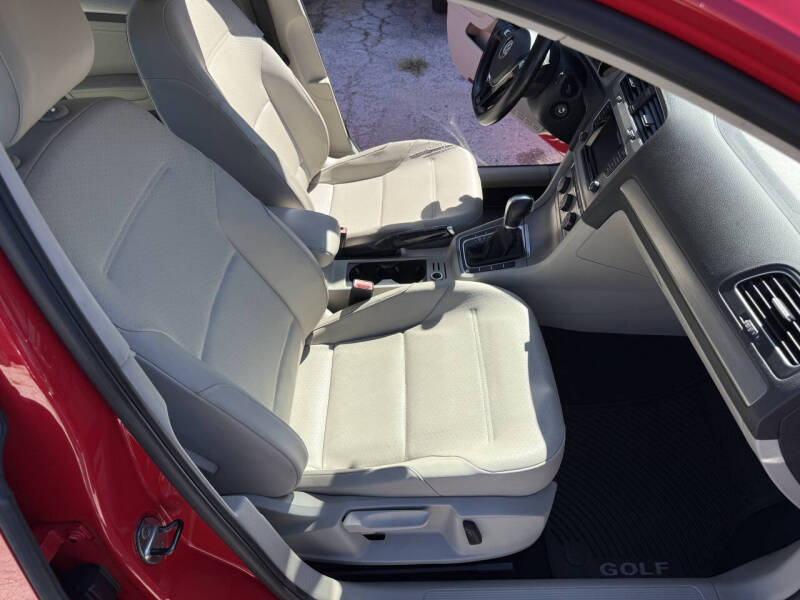 2015 Volkswagen Golf TSI S