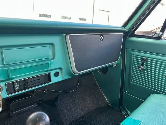 1967 Chevrolet C/K 30 Series