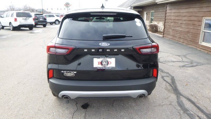 2023 Ford Escape Hybrid Active