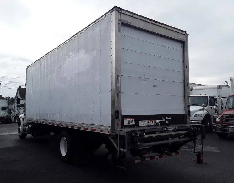 2019 International DuraStar 4300