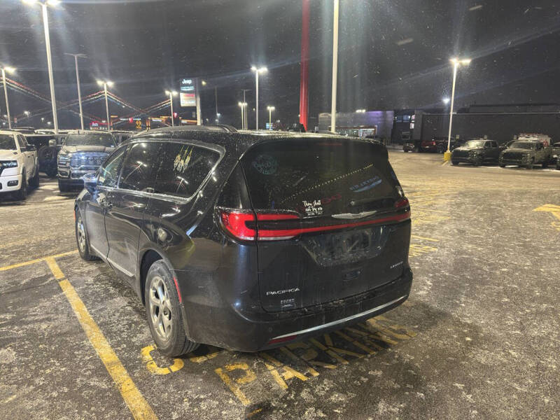 2022 Chrysler Pacifica Limited