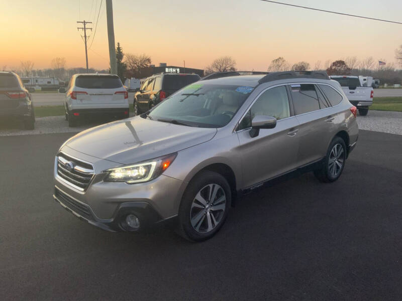 Used 2018 Subaru Outback Limited with VIN 4S4BSANC5J3270803 for sale in Traverse City, MI