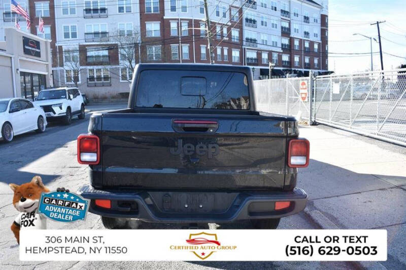 2022 Jeep Gladiator Altitude