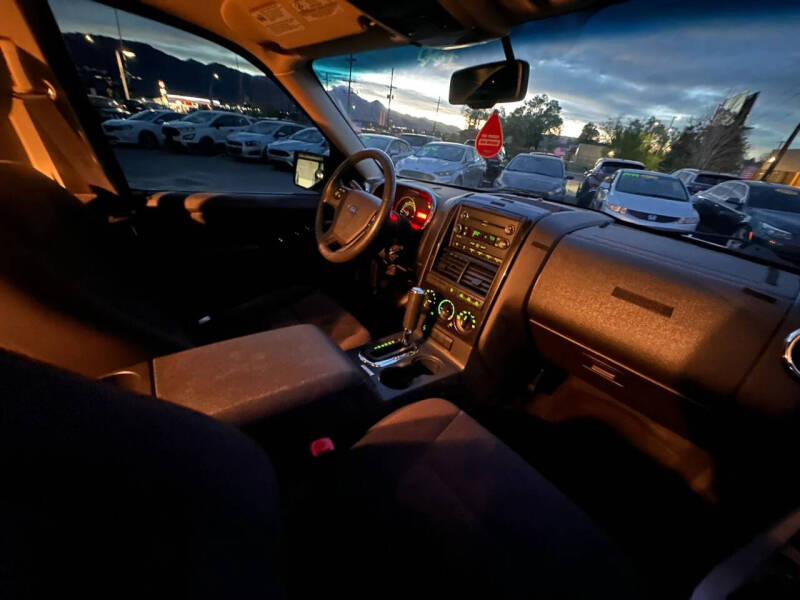 2010 Ford Explorer XLT