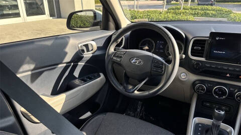 2022 Hyundai Venue Limited