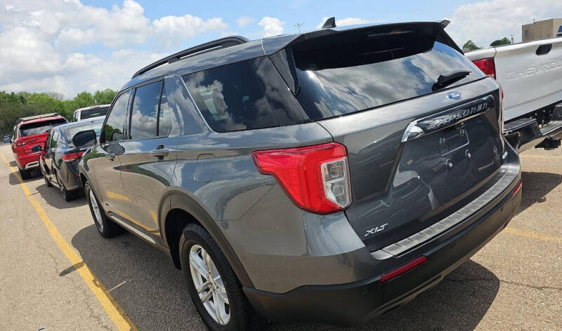 2023 Ford Explorer XLT