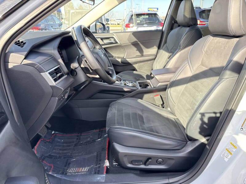 2024 Mitsubishi Outlander PHEV Ralliart