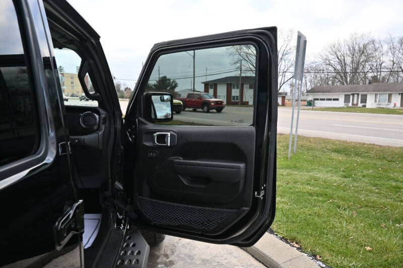 2022 Jeep Gladiator Altitude