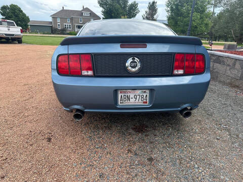 2005 Ford Mustang GT Premium