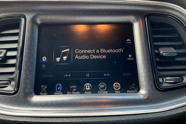 2015 Dodge Challenger R/T Plus