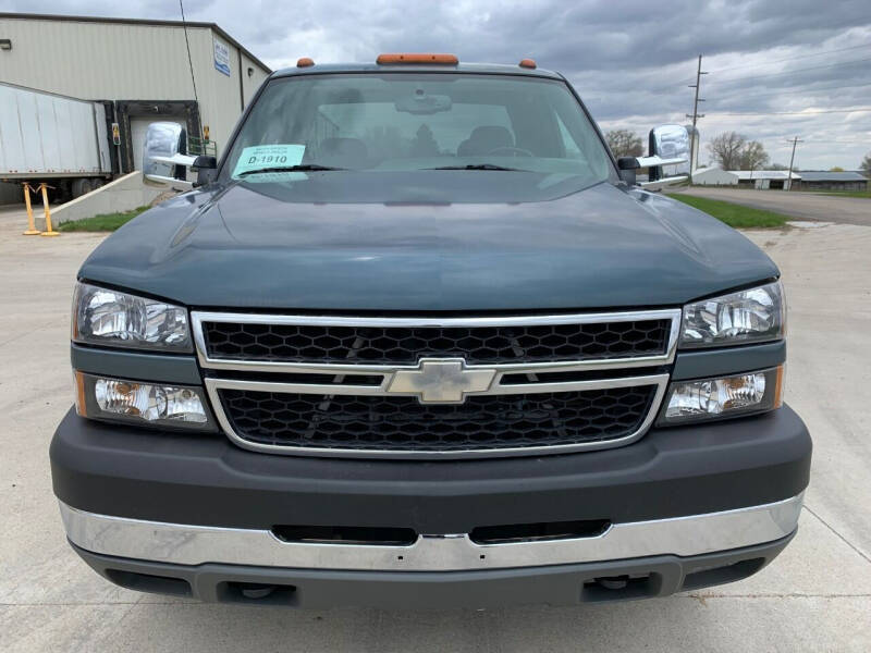 2006 Chevrolet Silverado 3500 for sale at Star Motors in Brookings SD