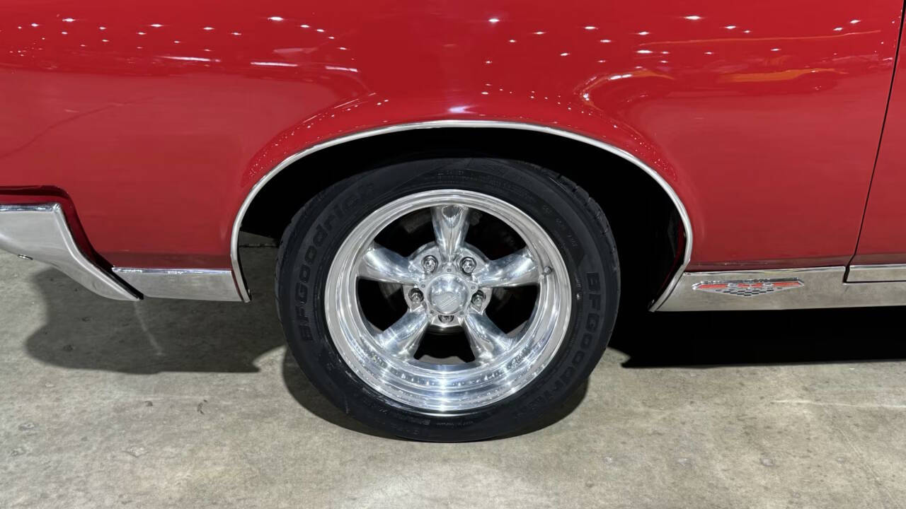 1967 Pontiac GTO 9