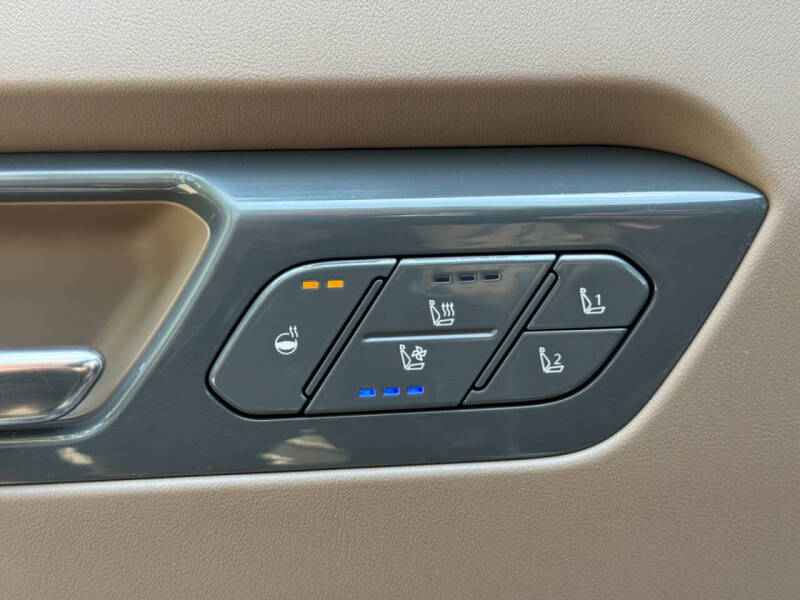 2024 Kia EV9 Land
