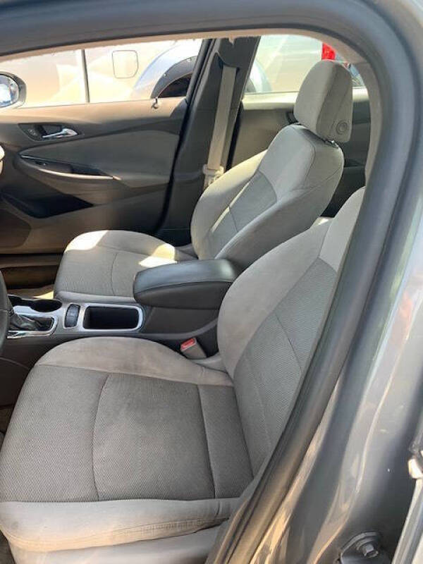 2017 Chevrolet Cruze LT Auto