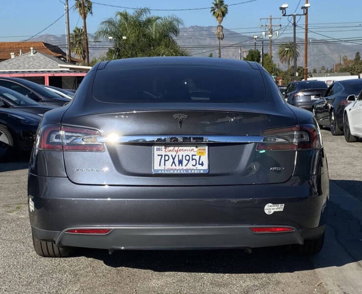 2015 Tesla Model S