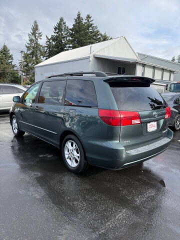 2005 Toyota Sienna XLE 7 Passenger