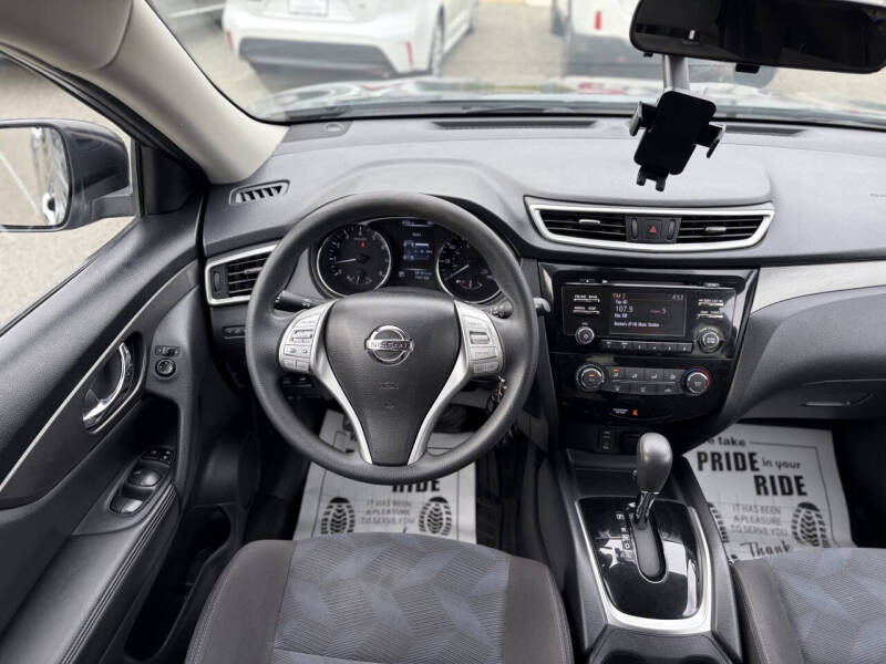 2016 Nissan Rogue S