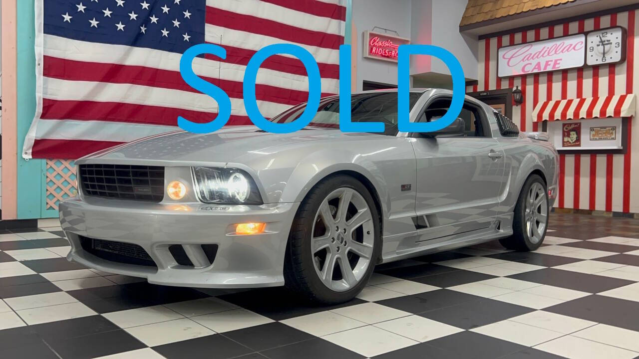 2006 Ford Mustang 2