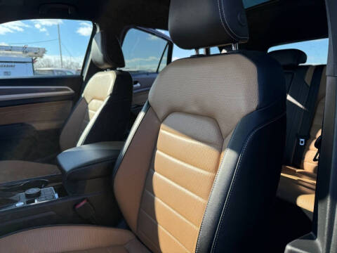 2022 Volkswagen Atlas Cross Sport V6 SEL Premium R-Line 4Motion