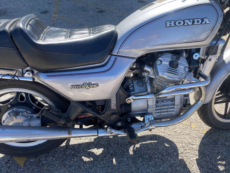 1982 Honda GL500 Silver Wing